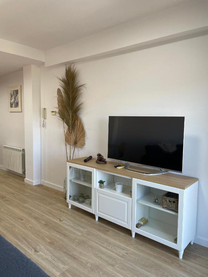 Acogedor Apartamento Vallparadis Con Parking 테라사 외부 사진